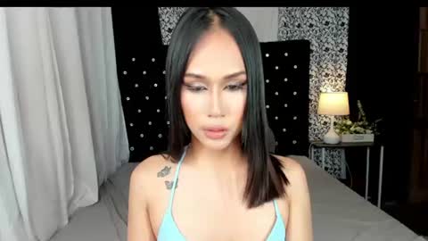 dani online show from July 22, 6:09 pm