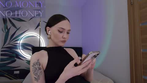 Goddess Sirena online show from February 24, 12:26 pm