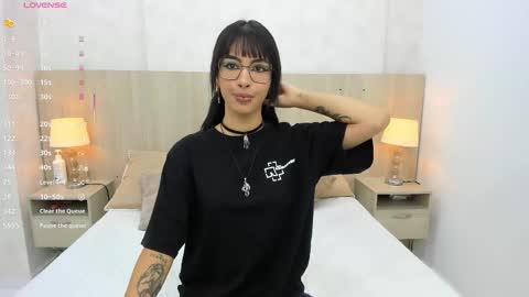 Emily Rojas online show from September 11, 7:47 pm