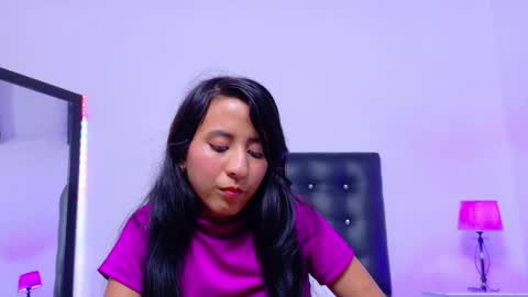 Snapshot of skinny_hottie18 chatting on October 2, 3:28 pm skinny_hottie18 online show from October 2, 3:28 pm