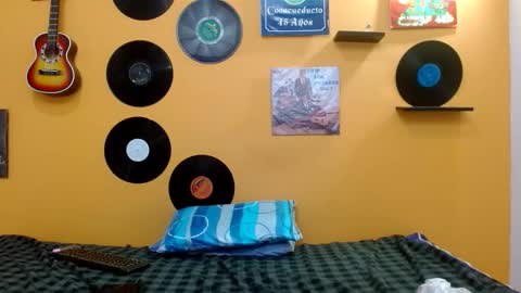 VERUS online show from December 4, 7:14 pm