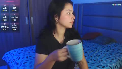 Snapshot of sky_lover_ chatting on January 14, 10:06 am Sky online show from January 14, 10:06 am