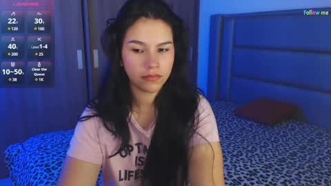 Snapshot of sky_lover_ chatting on January 27, 9:34 am Sky online show from January 27, 9:34 am