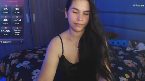 Snapshot of sky_lover_ chatting on December 19, 6:01 pm Sky online show from December 19, 6:01 pm