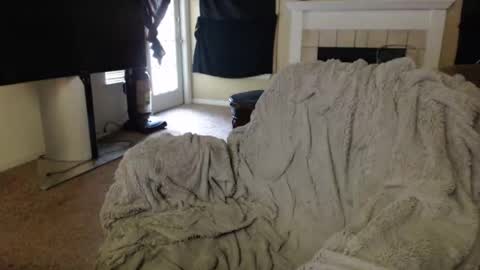 SKYLE   online show from December 16, 8:15 pm