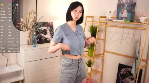 Snapshot of skyemcguire chatting on October 15, 7:33 am Melissa online show from October 15, 7:33 am