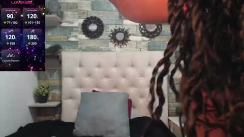 skyler_naomi online show from June 9, 4:17 pm