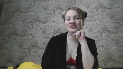 Skyler online show from February 15, 9:39 pm