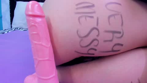 Skynny online show from January 28, 9:08 pm