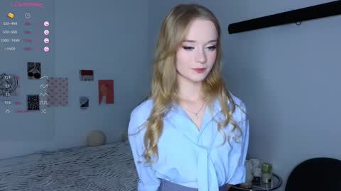 Aurora online show from February 5, 6:48 pm