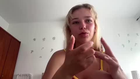 Olivia online show from July 23, 10:12 am