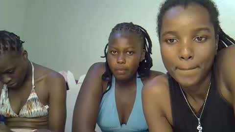 sleciah online show from January 18, 8:05 pm