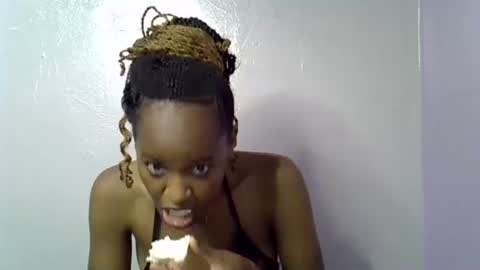 Alicia online show from October 2, 5:40 pm