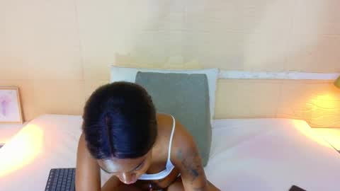 slim_chocobar18 online show from March 9, 2:20 pm