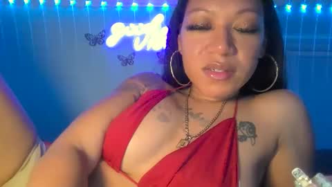 Slim citygurl online show from December 12, 6:47 am