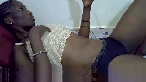 slim_kiteey online show from June 9, 8:14 am