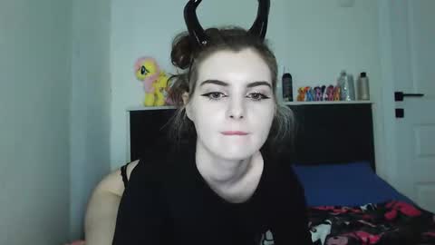 Snapshot of sloomonata chatting on October 30, 2:14 am sloomonata online show from October 30, 2:14 am