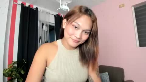 STELLA online show from May 2, 7:11 am