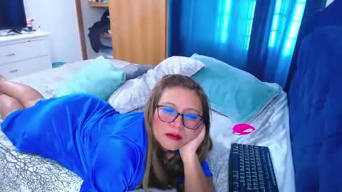 Slutdirtyxxx online show from June 21, 12:20 pm