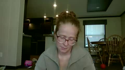 Slutty redhead3 online show from September 14, 2:48 pm