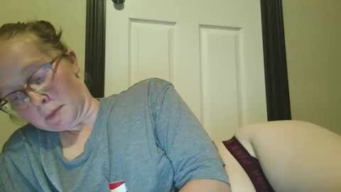 Slutty redhead3 online show from October 21, 11:42 pm