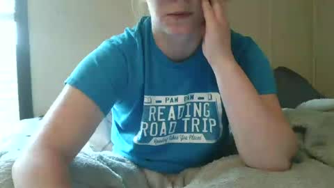 Slutty redhead3 online show from June 14, 4:29 pm