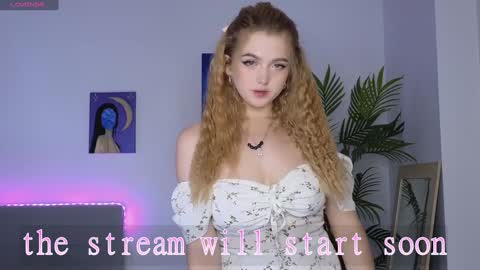 Emily online show from December 29, 11:29 pm