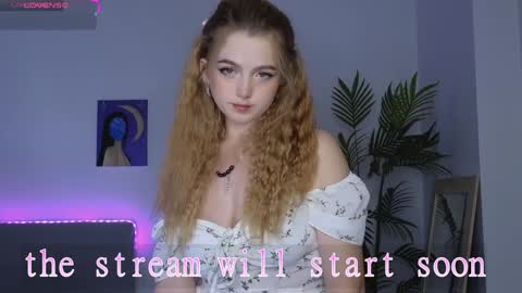 Emily online show from January 13, 7:43 am