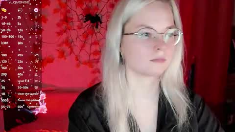 smallimpmeili online show from November 5, 9:20 pm