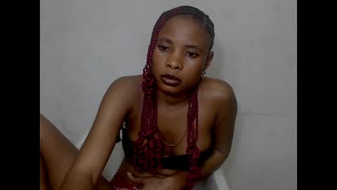 smallsluty online show from July 28, 3:54 pm