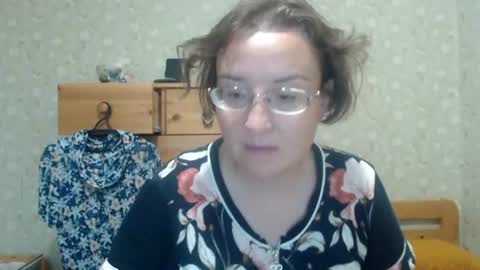 smart_rose online show from June 21, 5:17 pm