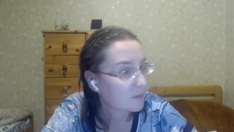 Snapshot of smart_rose chatting on February 3, 1:19 am smart_rose online show from February 3, 1:19 am