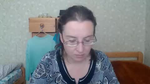 Snapshot of smart_rose chatting on March 4, 11:40 am smart_rose online show from March 4, 11:40 am