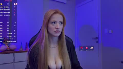 Emily Burns online show from June 21, 1:59 pm