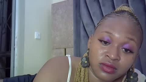 Snapshot of smiley_berry chatting on September 20, 9:24 pm smiley_berry online show from September 20, 9:24 pm