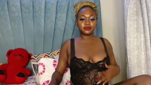 smiley_berry online show from November 20, 6:31 pm