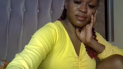 smiley_berry online show from November 3, 12:25 am