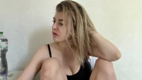 Emma online show from July 19, 9:11 am