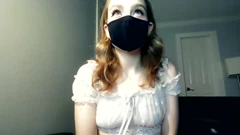 snuggle_b0t online show from March 3, 4:10 am