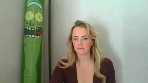 Soaking Umbrella online show from February 3, 4:41 pm