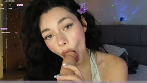 IG Soffimoon   I THANK YOU FOR LEAVING YOUR FOLLOW online show from March 30, 9:03 pm