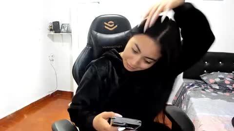 Evainked online show from January 5, 7:07 pm