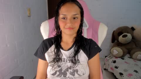 Snapshot of sofi1608 chatting on February 5, 4:26 pm sofia online show from February 5, 4:26 pm