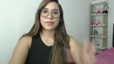 Snapshot of sofi4__ chatting on March 12, 4:08 am sofi online show from March 12, 4:08 am
