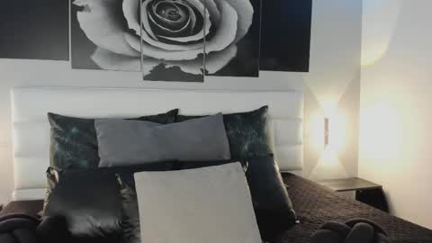 sofi_sp online show from December 15, 11:37 am