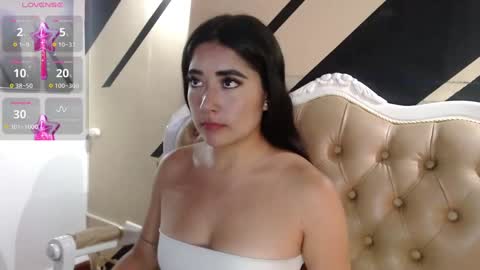 Snapshot of sofi_sweet09 chatting on January 20, 8:18 pm Susy online show from January 20, 8:18 pm