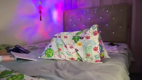 sofia8428 online show from November 13, 1:37 am