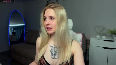 Sofia online show from April 8, 4:14 am