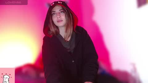 Snapshot of sofia_naughty18 chatting on February 14, 6:12 am Sofia Naughty18 online show from February 14, 6:12 am