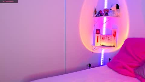 IG  online show from September 9, 3:17 am